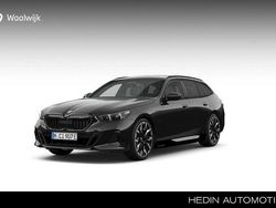 Zwart Nieuw 2025 BMW 530e M Sport Stationwagen | € 91.180 (Eerlijke prijs)