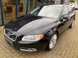 Zwart Gebruikt 2010 Volvo V70 R-Design Stationwagen | € 13.945 (Eerlijke prijs)