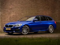 Blauw Gebruikt 2018 BMW 540 Executive Stationwagen | € 41.900 (Eerlijke prijs)