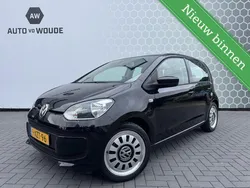 Zwart Gebruikt 2014 VW up! Move Hatchback | € 3.950 (Goede deal)