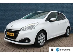Wit Gebruikt 2016 Peugeot 208 Hatchback | € 8.900 (Eerlijke prijs)
