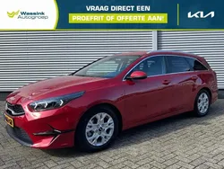 Rood, metallic lak Gebruikt 2023 Kia Ceed Sportswagon Stationwagen | € 26.440 (Iets duurder)