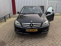 Zwart Gebruikt 2009 Mercedes C180 Avantgarde Sedan | € 3.990 (Goede deal)