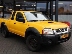 Geel Gebruikt 2005 Nissan Navara Pickup | € 4.999