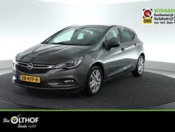 Grijs Gebruikt 2019 Opel Astra Edition Hatchback | € 11.850 (Eerlijke prijs)