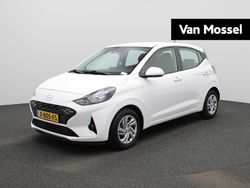 Wit Gebruikt 2023 Hyundai i10 Comfort Hatchback | € 17.900 (Eerlijke prijs)