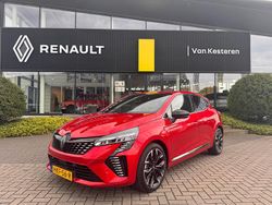 Rood Gebruikt 2025 Renault Clio V Techno Hatchback | € 25.995