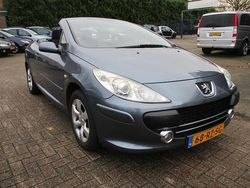Grijs Gebruikt 2005 Peugeot 307 CC Cabriolet | € 1.999 (Goede deal)