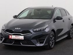 Grijs Gebruikt 2024 Kia ProCeed GT-Line Hatchback | € 29.895