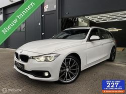 Wit Gebruikt 2016 BMW 320 M Sport Stationwagen | € 13.999 (Eerlijke prijs)