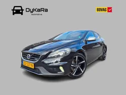 Zwart Gebruikt 2019 Volvo V40 R-Design Stationwagen | € 13.900