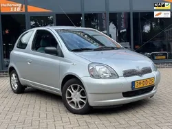 Grijs Gebruikt 1999 Toyota Yaris Sol Hatchback | € 999 (Iets duurder)