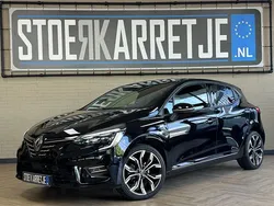 Zwart Gebruikt 2022 Renault Clio V Hatchback | € 19.550 (Iets duurder)