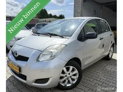 Grijs Gebruikt 2010 Toyota Yaris Cool Hatchback | € 3.950 (Eerlijke prijs)