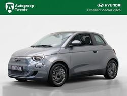 Grijs, metallic lak Gebruikt 2022 Fiat 500e Icon Hatchback | € 15.950 (Goede deal)