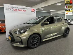 Groen Gebruikt 2021 Toyota Yaris Active Hatchback | € 17.950 (Goede deal)