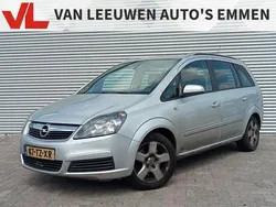 Grijs, metallic lak Gebruikt 2007 Opel Zafira Executive MPV | € 948 (Super prijs)