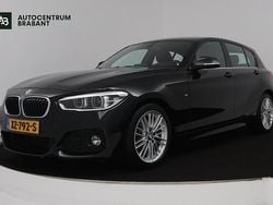 Zwart Gebruikt 2019 BMW 118 Executive Hatchback | € 17.945 (Goede deal)