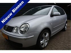 Grijs Gebruikt 2004 VW Polo Hatchback | € 2.950 (Iets duurder)