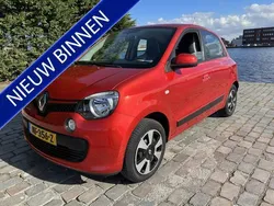 Rood, metallic lak Gebruikt 2017 Renault Twingo Collection Hatchback | € 7.450 (Goede deal)
