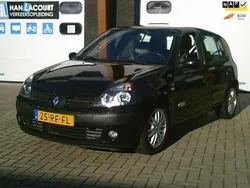 Zwart Gebruikt 2005 Renault Clio II Initiale Hatchback | € 2.250 (Eerlijke prijs)