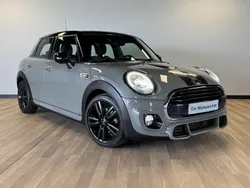 Grijs Gebruikt 2017 Mini Cooper Hatchback | € 17.990 (Eerlijke prijs)