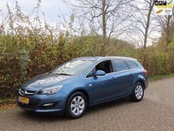 Blauw Gebruikt 2016 Opel Astra Stationwagen | € 7.950 (Goede deal)