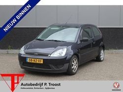 Blauw Gebruikt 2005 Ford Fiesta Style Hatchback | € 800 (Goede deal)