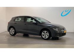 Grijs Gebruikt 2021 VW Golf VIII Life Hatchback | € 20.950 (Eerlijke prijs)
