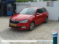 Rood Gebruikt 2023 Skoda Fabia Business Line Stationwagen | € 14.980 (Super prijs)