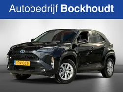 Grijs Gebruikt 2022 Toyota Yaris Cross SUV | € 25.400 (Goede deal)