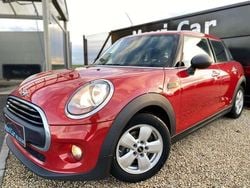 Rood Gebruikt 2017 Mini One D Hatchback | € 11.990