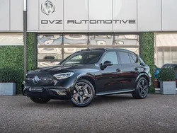 Zwart Gebruikt 2023 Mercedes GLC200 AMG line SUV | € 61.950 (Eerlijke prijs)