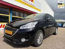 Zwart Gebruikt 2014 Peugeot 208 Envy Hatchback | € 4.499 (Goede deal)