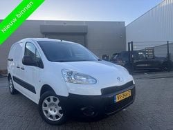 Wit Gebruikt 2013 Peugeot Partner Van | € 3.799 (Eerlijke prijs)