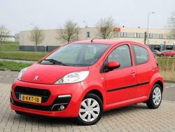 Rood Gebruikt 2013 Peugeot 107 Active Hatchback | € 4.499 (Eerlijke prijs)