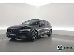 Zwart Gebruikt 2022 Volvo V60 R-Design Stationwagen | € 41.900 (Iets duurder)