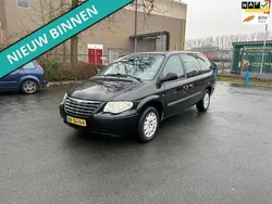 Zwart, metallic lak Gebruikt 2006 Chrysler Grand Voyager MPV | € 1.999 (Eerlijke prijs)