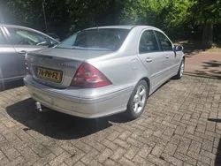 Mercedes C200