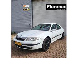 Wit Gebruikt 2002 Renault Laguna II Expression Hatchback | € 1.599 (Goede deal)