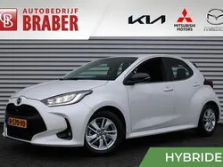Wit Gebruikt 2022 Mazda 2 Comfort Hatchback | € 24.450 (Eerlijke prijs)