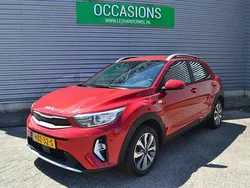 Rood Gebruikt 2022 Kia Stonic SUV | € 22.750 (Eerlijke prijs)