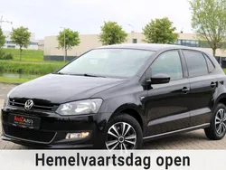 Zwart Gebruikt 2014 VW Polo Life Hatchback | € 7.999 (Goede deal)