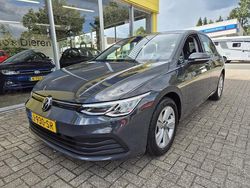 Grijs Gebruikt 2020 VW Golf VIII Hatchback | € 15.999 (Iets duurder)
