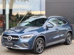 Blauw Gebruikt 2021 Mercedes GLA200 Business SUV | € 37.444 (Eerlijke prijs)