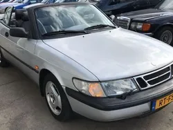 Saab 900
