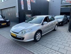 Grijs, metallic lak Gebruikt 2008 Renault Laguna III Dynamique Hatchback | € 4.999 (Eerlijke prijs)