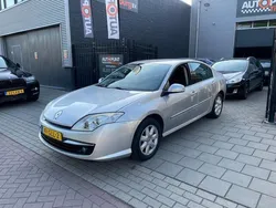 Grijs, metallic lak Gebruikt 2008 Renault Laguna III Dynamique Hatchback | € 4.999 (Iets duurder)