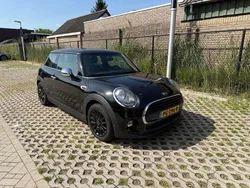 Zwart Gebruikt 2017 Mini Cooper Business Hatchback | € 11.950 (Super prijs)