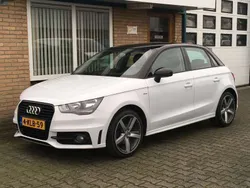 Wit, metallic lak Gebruikt 2013 Audi A1 Admired Hatchback | € 13.950 (Eerlijke prijs)